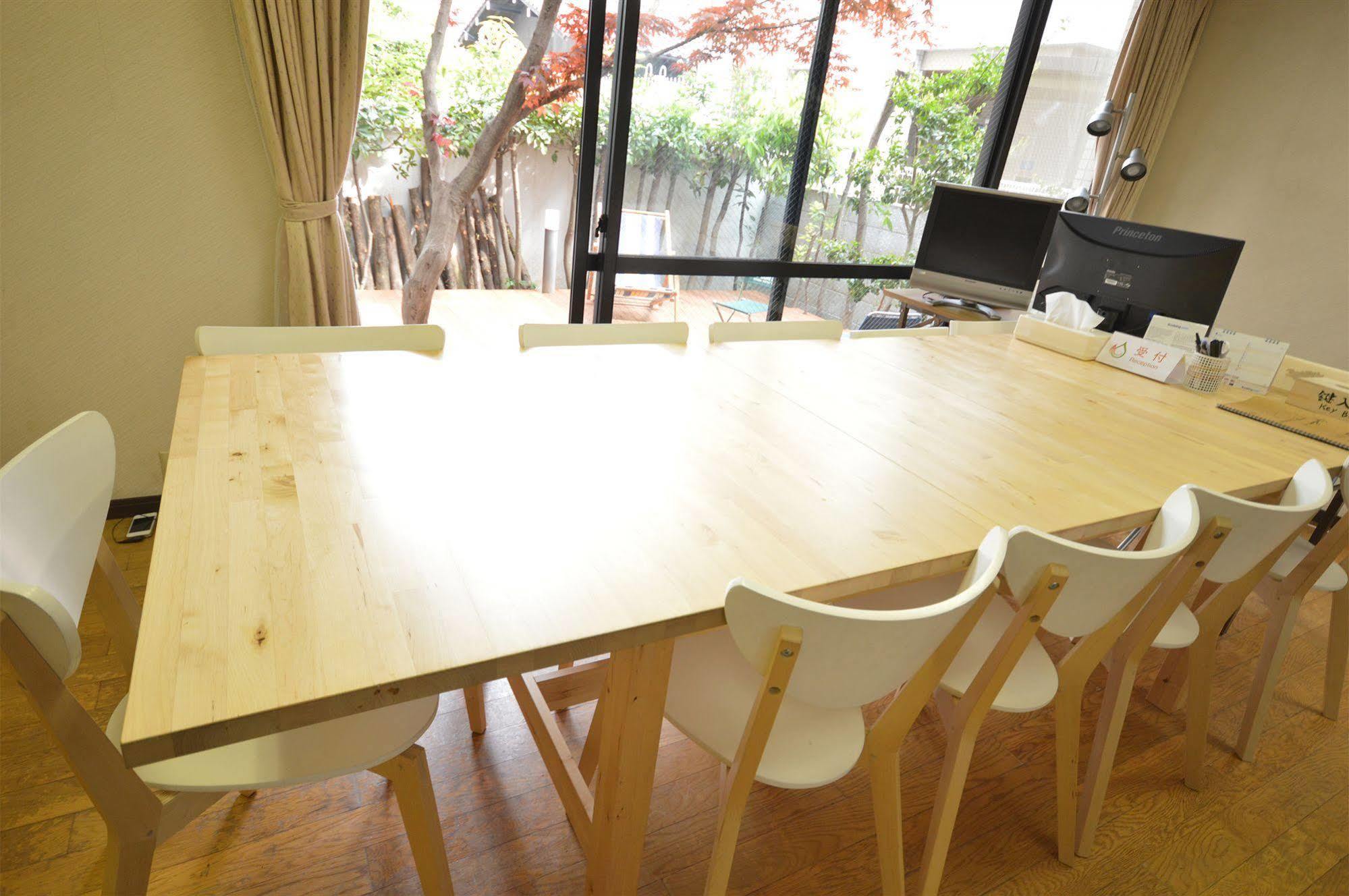 Guest House Hokorobi Fukuoka  Buitenkant foto